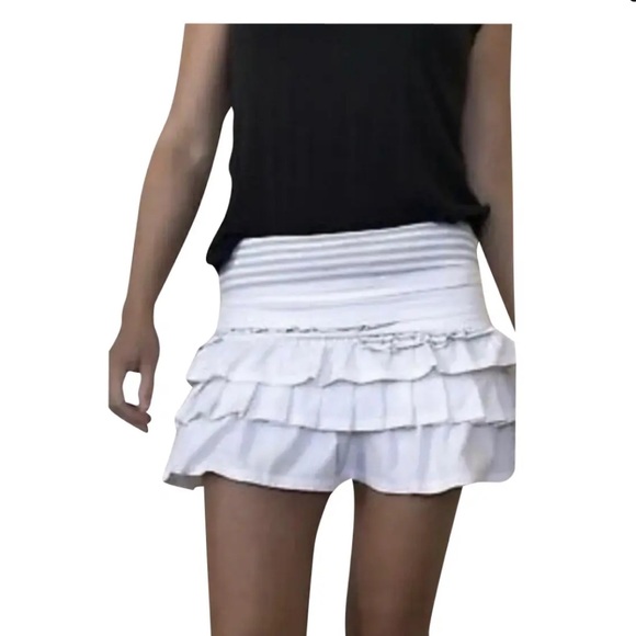 Lululemon tiered skirt glacier size 6 - Picture 6 of 7